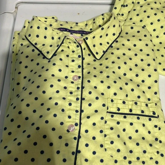 Victoria’s Secret Pj Set Yellow w/blue dots Drawstring & Elastic Waist Size M/M - Picture 2 of 4